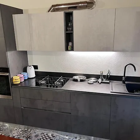 Butterfly's House Дом отдыха Montecrestese